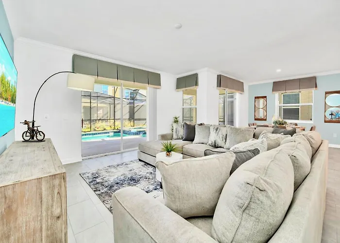 6Br - Family Home - W Private Pool & Hot Tub
