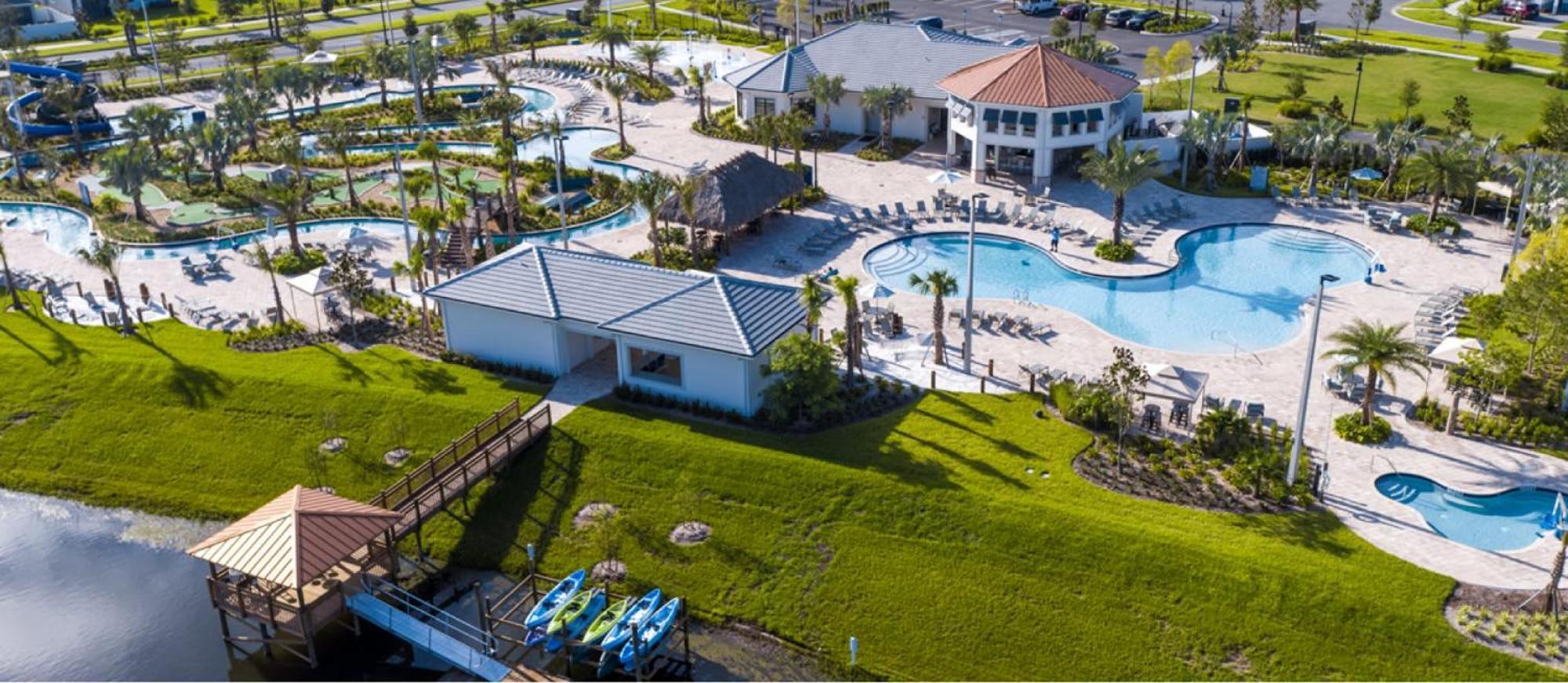 6br - Family - W Private Pool & Hot Tub Holiday home *